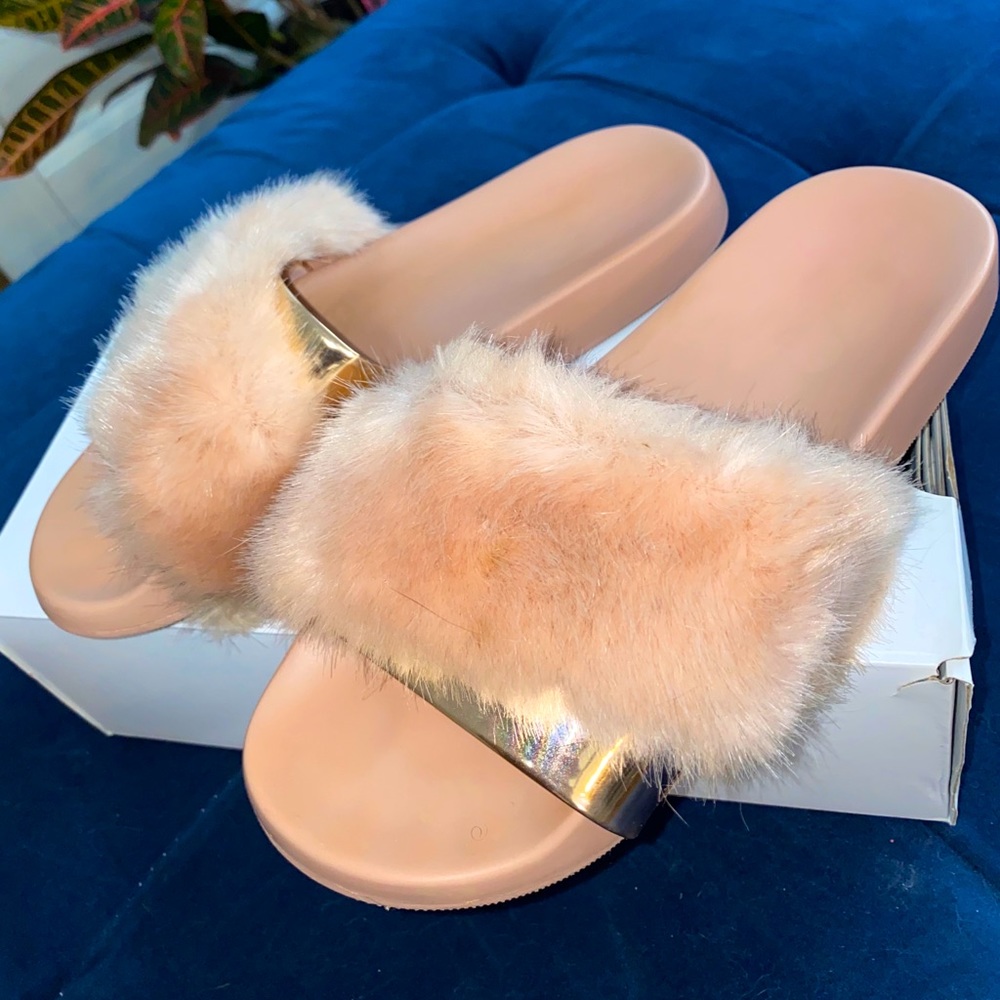 Faux Fur Slides